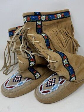 Manitobah Mukluks Limited Edition Annie McKay Handmade Beaded